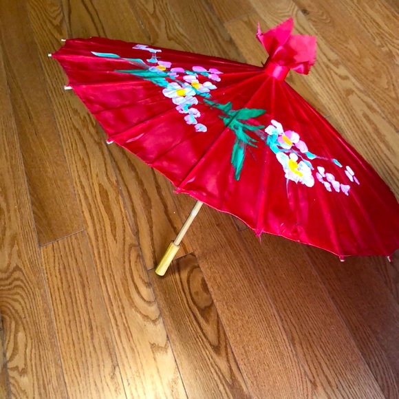 Japanese Umbrella decor - Picture 4 of 6